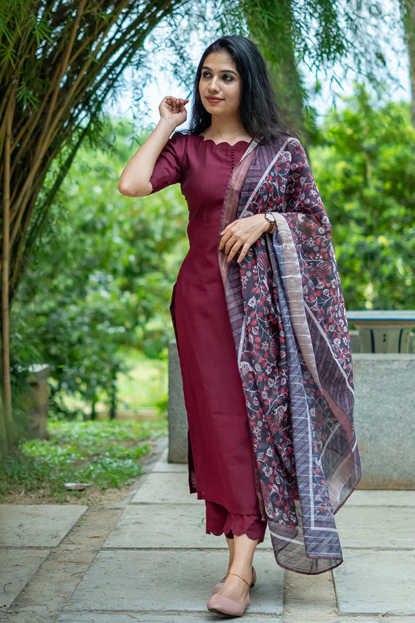 This Maroon Full Set Is Crafted Rich Vatican Silk Fabric